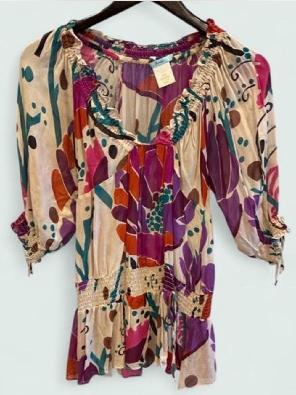 GUESS by Marciano Silk
Abstract Print Deep V-Neck 3/4 Tie Sleeve Tunic Blouse XS